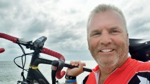 Retired North Carolina officer bikes cross country to raise awareness for suicide among first responders