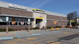 Man arrested after threatening to bomb a McDonalds over lack of dipping sauce