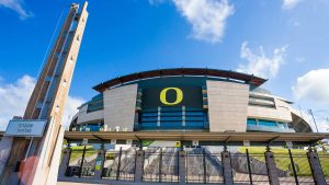 Oregon Ducks senior linebacker sets sights on law enforcement career