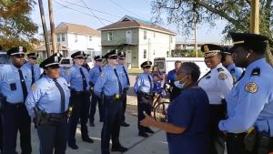 New Orleans police hold “front porch roll calls” to engage with the community