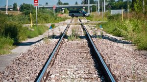 Florida man gets stuck on railroad tracks after stealing a car