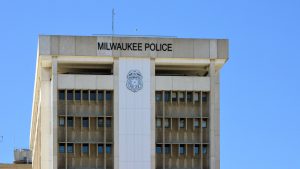 Milwaukee police union sues city over faulty service weapons