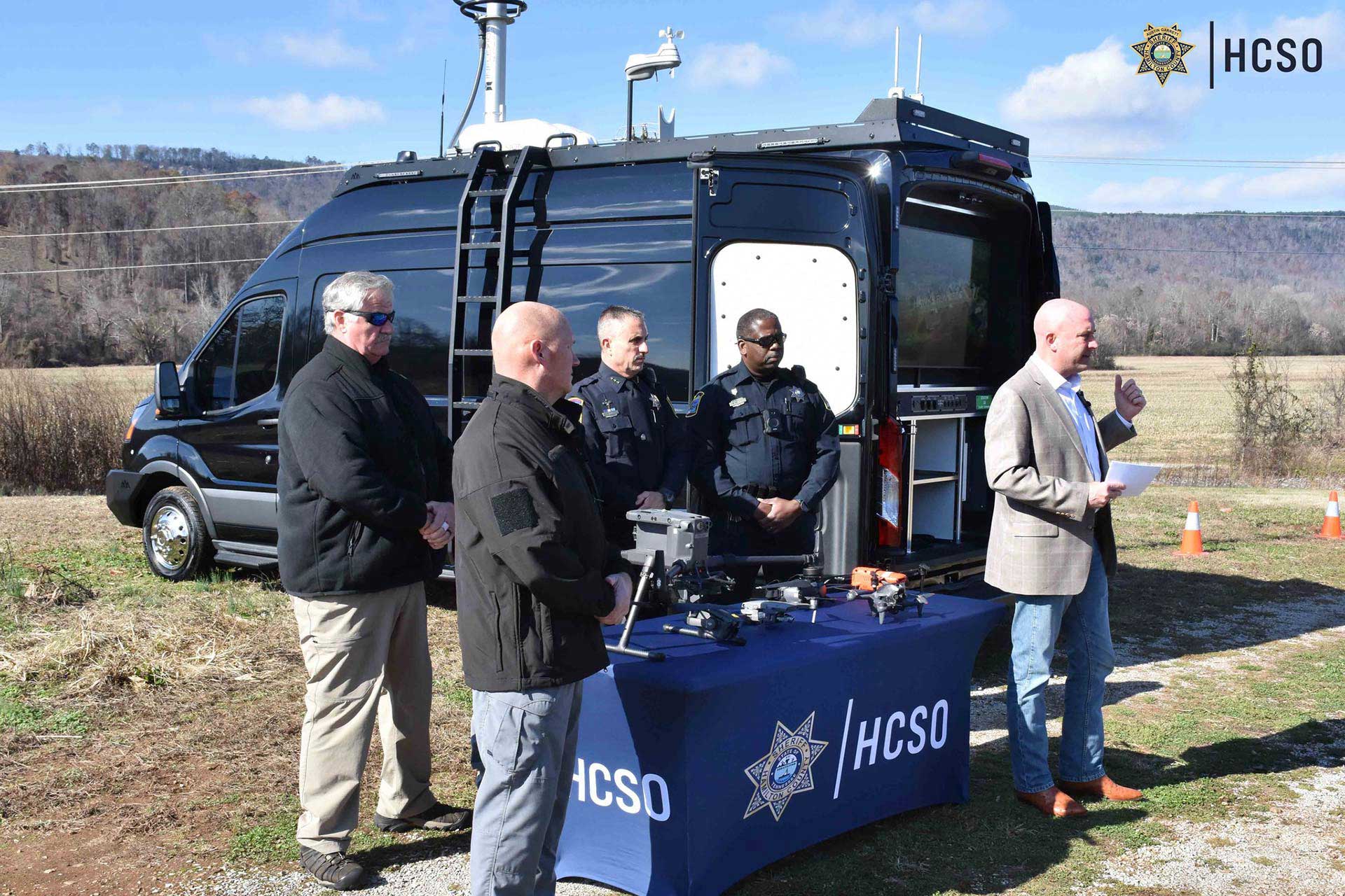 tennessee-sheriffs-office-introduces-high-tech-drone-command-van-1