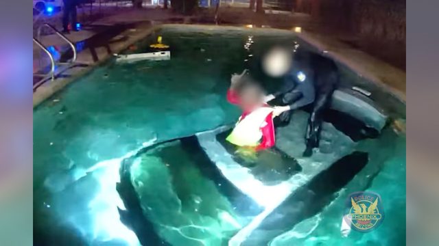 “Hero in action”: Phoenix officer makes dramatic swimming pool rescue